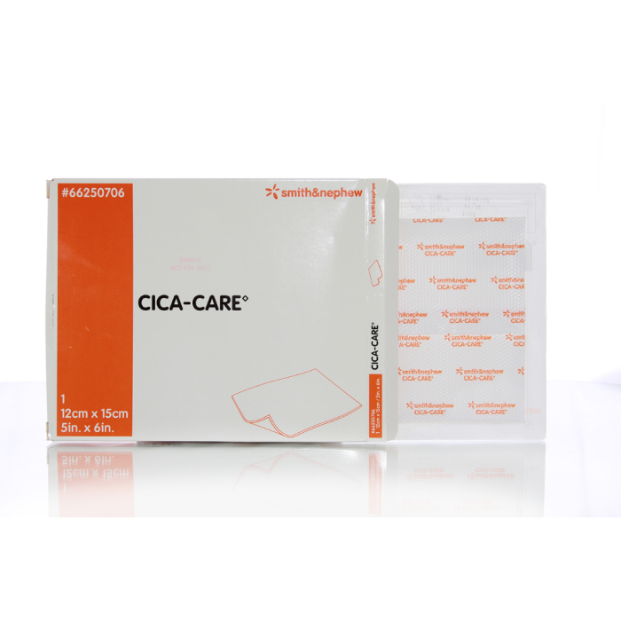 Cica-Care-12x15-parche Cica Care 12x15 parche es una lámina de gel de silicona, suave, autoadhesiva y oclusiva, fabricada con silicona de grado médico y reforzada con una membrana externa de silicona.