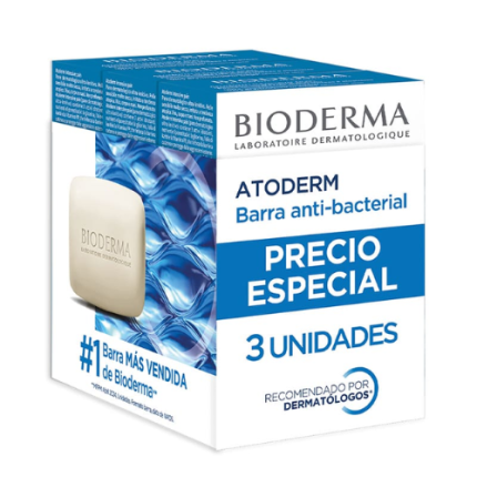 Atoderm Barra Tripack (Bioderma) es un tratamiento de limpieza en barra ultra-nutritivo, específicamente formulado para pieles muy secas, irritadas o atópicas que requieren un cuidado reparador desde la higiene básica.