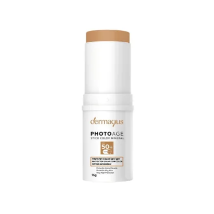 Photoage Protector Solar Stick Mineral Color FPS 50+ (Dermagius) es una innovadora solución de fotoprotección sólida, diseñada para quienes buscan una protección física total con la comodidad de un formato portátil y un toque de color perfeccionador.